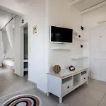 Niki-savvas &