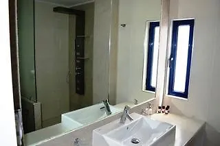 Niki-savvas & Hotel 4*
