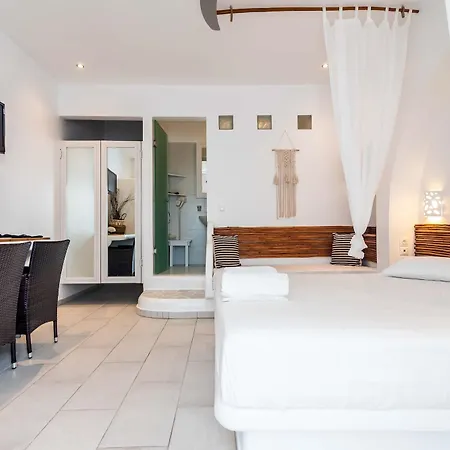 Niki-savvas & Hotel