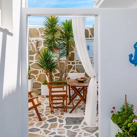 Niki-savvas & Hotel 4*