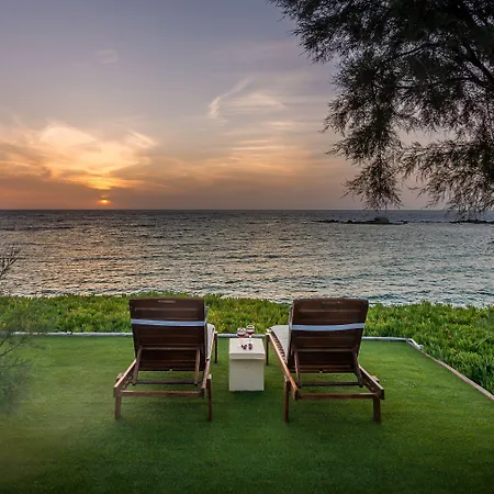 Hotel Niki-savvas & 4*