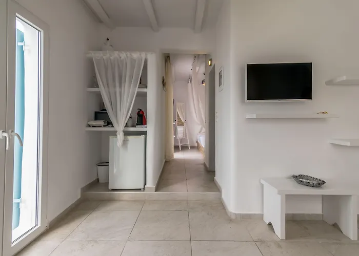 Niki-savvas & ポロニア