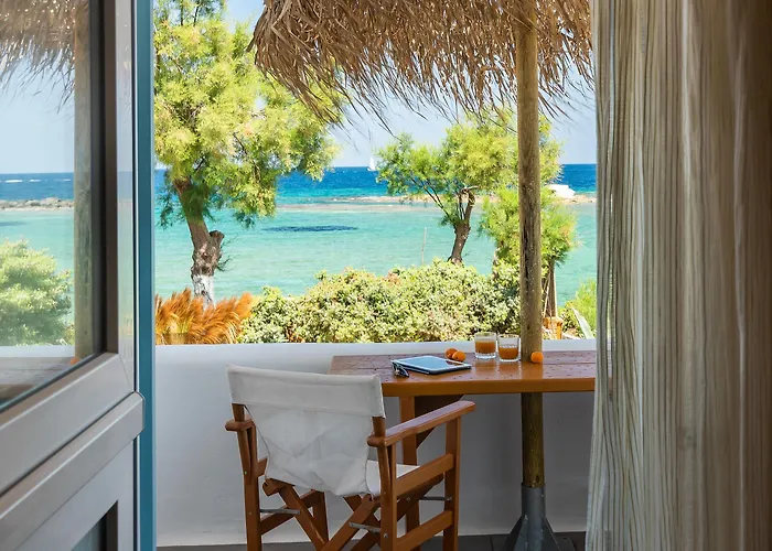 Niki-savvas & ホテル ポロニア