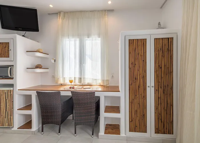 ホテル Niki-savvas &